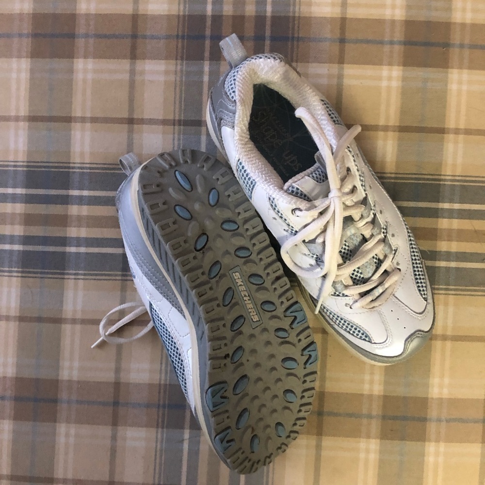 Skechers shape ups runners/walking/shoes blue / white size 7.5 leather